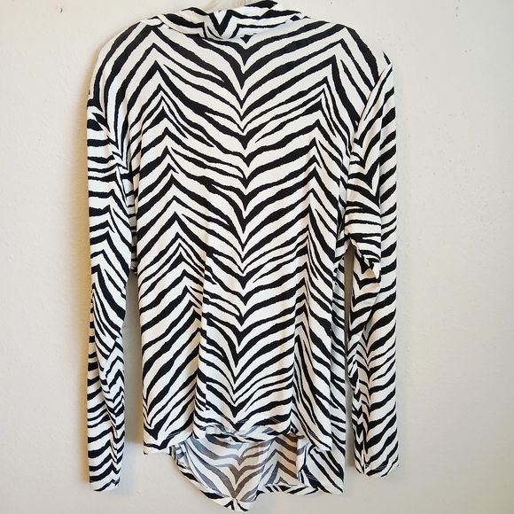 Ann Taylor Zebra Print Shawl Collar Wrap Blouse Top - Picture 4 of 11